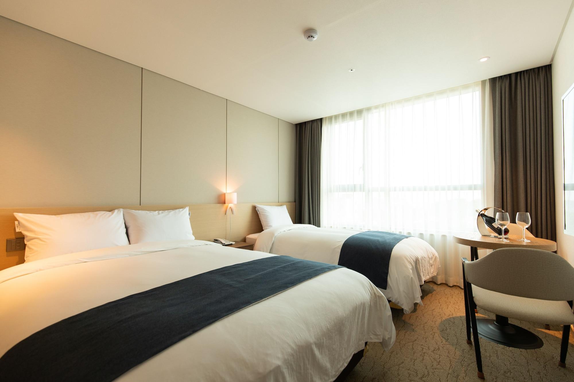 Hotel Winstory Seogwipo Ngoại thất bức ảnh