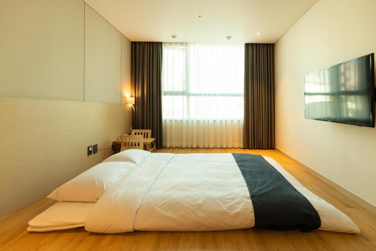 Hotel Winstory Seogwipo Ngoại thất bức ảnh