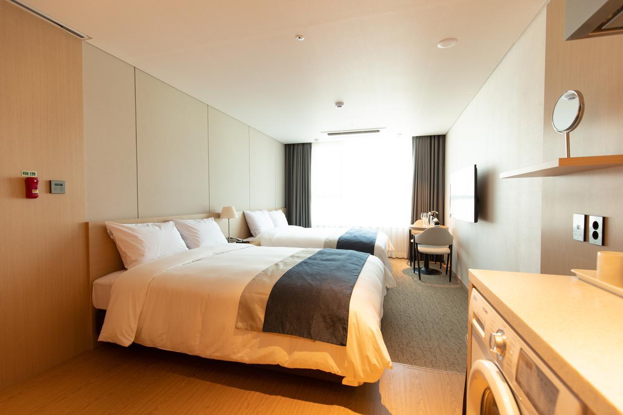 Hotel Winstory Seogwipo Ngoại thất bức ảnh