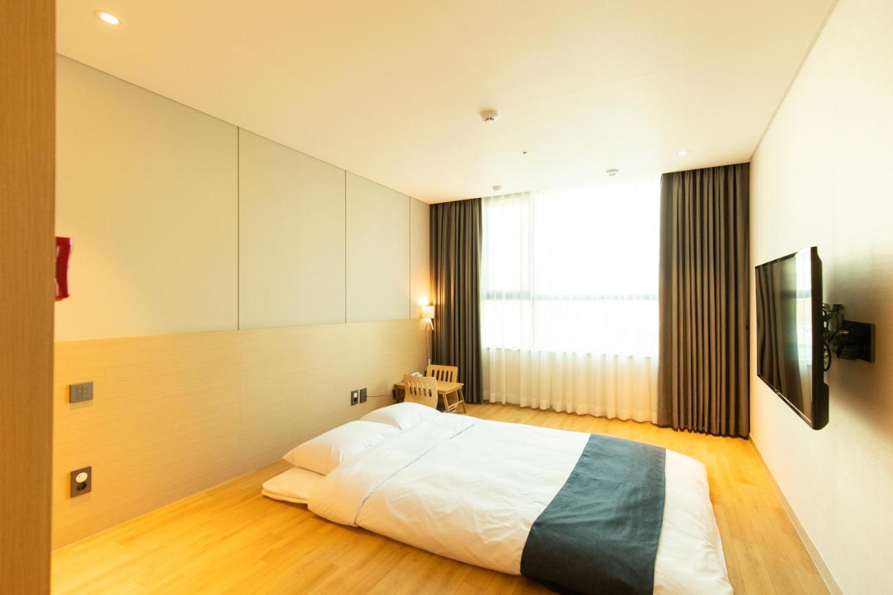 Hotel Winstory Seogwipo Ngoại thất bức ảnh