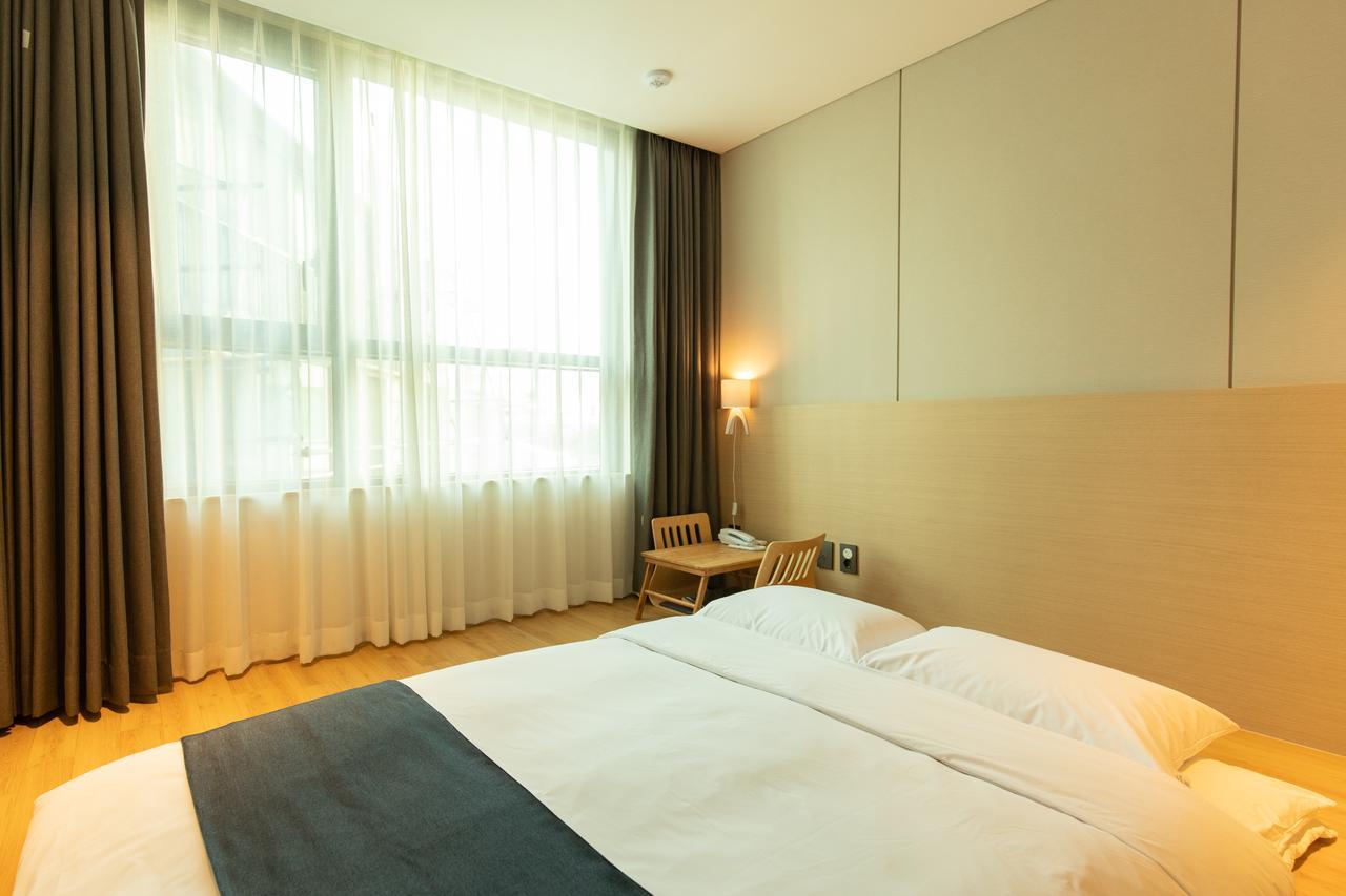 Hotel Winstory Seogwipo Ngoại thất bức ảnh