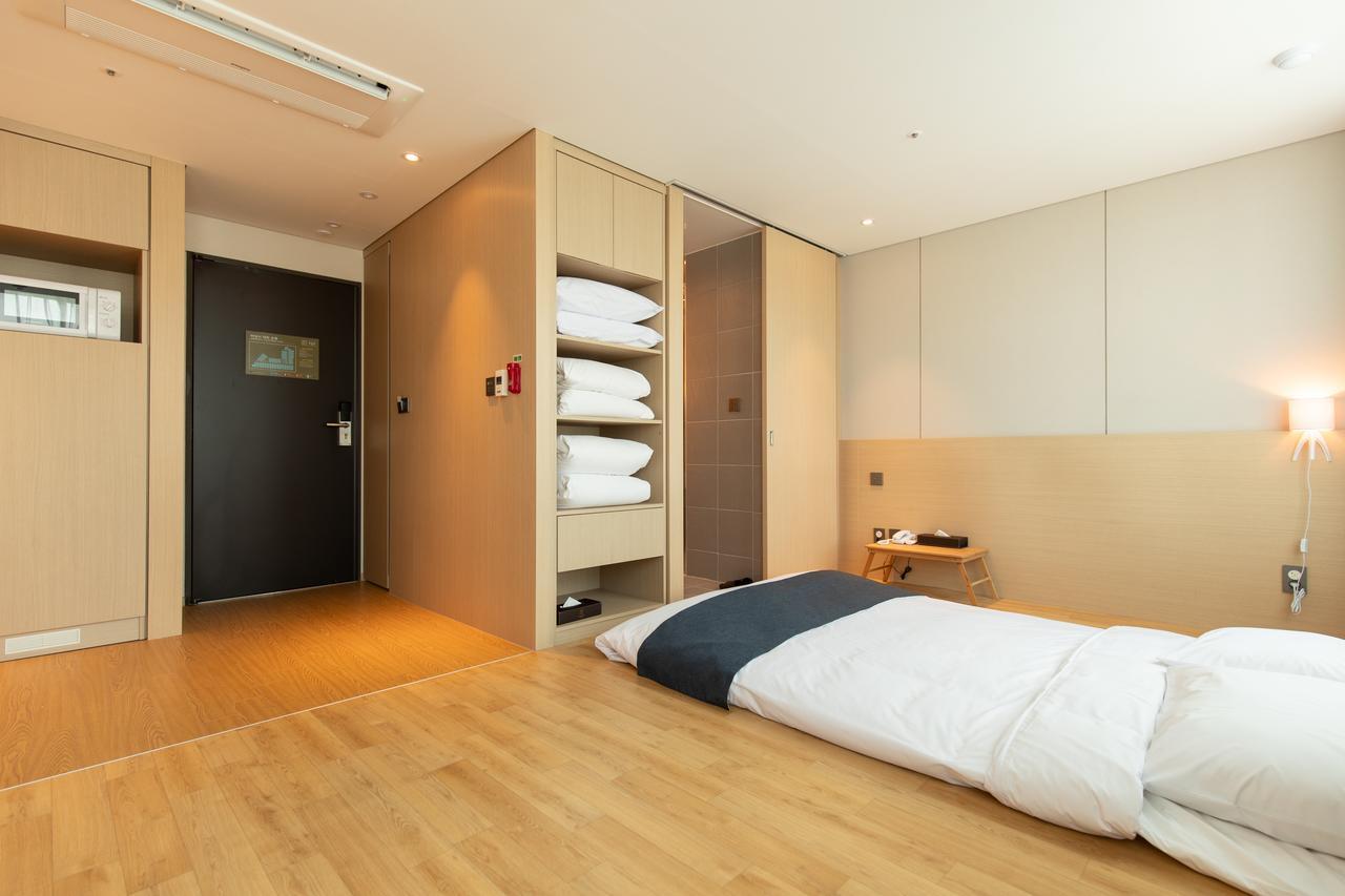 Hotel Winstory Seogwipo Ngoại thất bức ảnh