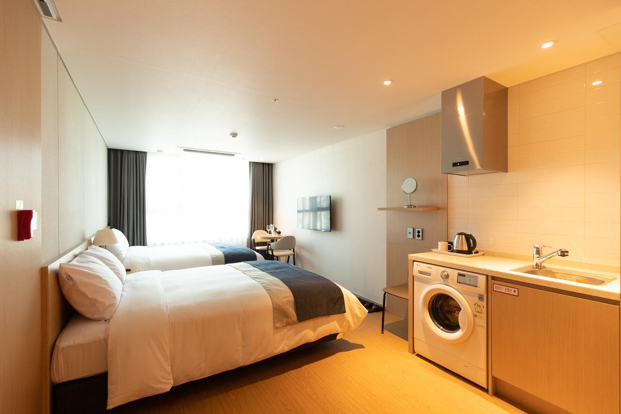 Hotel Winstory Seogwipo Ngoại thất bức ảnh